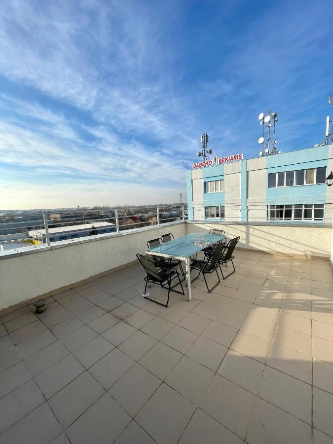 Luanaapartments #1 Otopeni Exterior foto